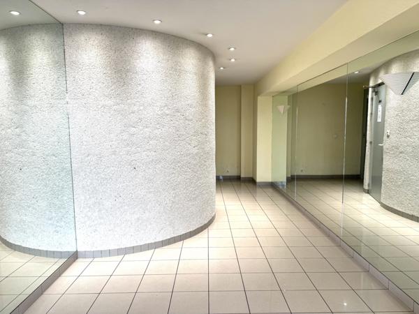 Riedisheim (68400) Riedisheim - 3 pièces - 2 garages fermés