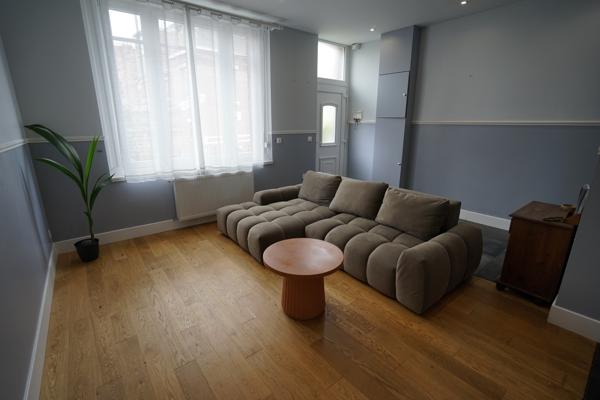 Maison 5 pièce(s) 4 chambre(s) 137 m²