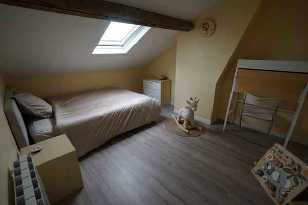Maison 5 pièce(s) 4 chambre(s) 137 m²