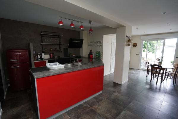 Maison 5 pièce(s) 4 chambre(s) 137 m²
