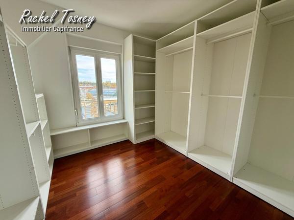 DUPLEX D'EXCEPTION, Centre ville BELFORT (90), BALCONS, PLACE DE PARKING, dépendances !