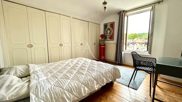 Maison meulière de charme à 5 min de la gare