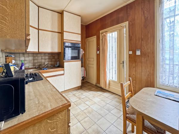 TERRAIN POUR PROMOTION - METRO 11