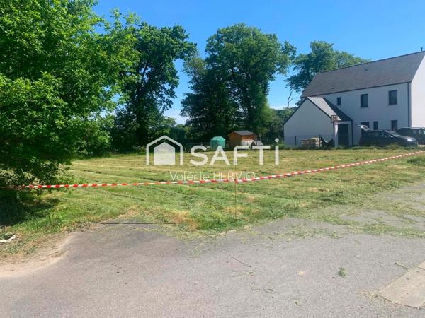 Terrain viabilisé de 857 m² à Questembert