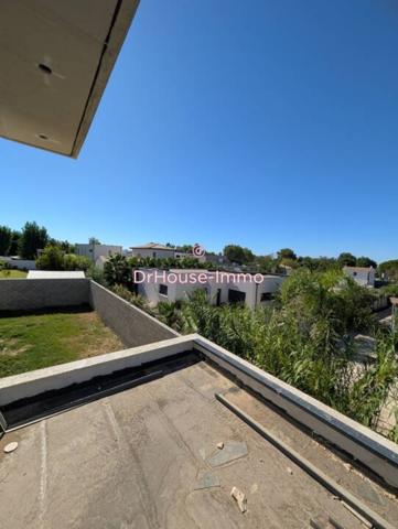 Maison à vendre 5 pièces de 275 m²