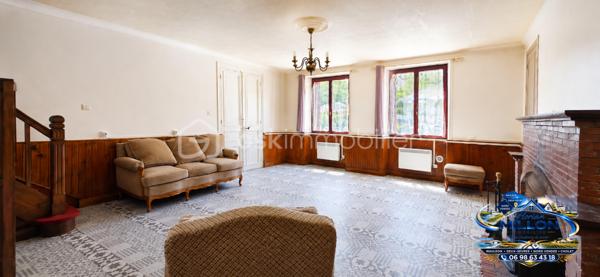 Une belle opportunité, idéale en résidence principale ou pour un investissement en location saisonnière et/ou annuelle !

À seulement quelques pas des commerces, écoles et services, venez découvrir cette agréable maison de caractère d'environ 96 m² habitables, offrant un beau potentiel et un agencement particulièrement fonctionnel.
Dès l'entrée, le charme de l'ancien opère. Le séjour, chaleureux et convivial, est agrémenté d'un poêle à bois récent, idéal pour profiter d'une ambiance cocooning durant l'hiver. Les radiateurs électriques ont également été remplacés récemment pour un meilleur confort.
L'espace nuit se compose de deux belles chambres, chacune disposant de sa propre salle d'eau, un véritable atout pour préserver l'intimité de chacun ou développer un projet de location saisonnière.

À quelques mètres seulement de la maison, vous bénéficierez d'une parcelle privative indépendante, comprenant :
- un carport,
- un cabanon de stockage,
- un espace permettant de stationner un véhicule,
- un coin repas ou détente aux beaux jours,
- un espace idéal pour le stockage du bois destiné au poêle.

Les atouts du bien :
✅ Maison de caractère
✅ Environ 96 m² habitables.
✅ 2 chambres
✅ 2 salles d'eau
✅ Poêle à bois récent 
✅ Radiateurs électriques remplacés récemment.
✅ Carport
✅ Cabanon
✅ Faible entretien extérieur
✅ Commerces accessibles à pied
✅ Idéal résidence principale, pied-à-terre ou investissement locatif.

💰 66 667 € HAI – Honoraires à la charge du vendeur

📞 Une visite ? Parlons-en !
Florian MILLON
Conseiller immobilier BSK Immobilier
📱 06 98 63 43 18
📧 f.millon@bskimmobilier.com