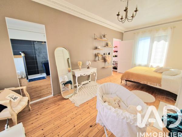 Maison à vendre 10 pièces 267 m² Forges-les-Eaux