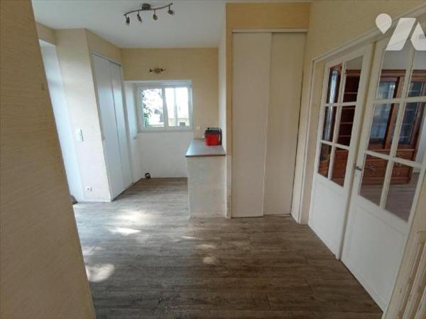 Merci de bien lire l'annonce : la maison a été traitée en 2025 contre la mérule (parties découv...