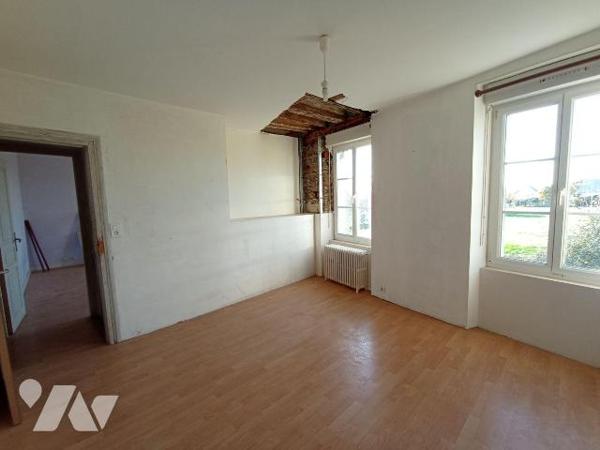 Merci de bien lire l'annonce : la maison a été traitée en 2025 contre la mérule (parties découv...