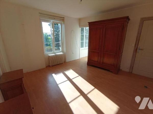 Merci de bien lire l'annonce : la maison a été traitée en 2025 contre la mérule (parties découv...