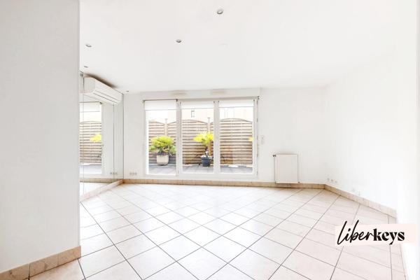 APPARTEMENT T2 - 50m² AU DERNIER ETAGE AVEC GRANDE TERRASSE - 88m² - LYON 5 