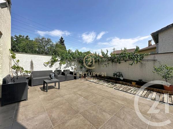 Maison à vendre  5 pièces - 117,55 m 2   GIVORS  - 69