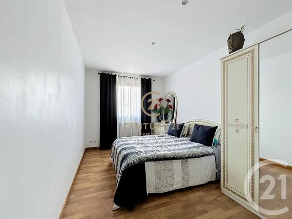 Maison à vendre  5 pièces - 117,55 m 2   GIVORS  - 69