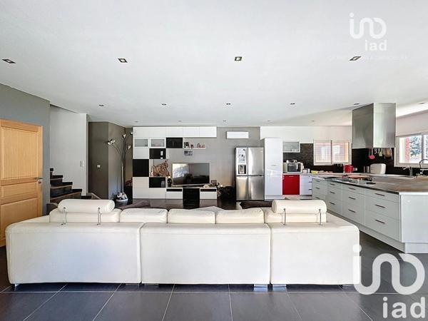 Maison à vendre 5 pièces 176 m² Martigues