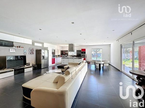 Maison à vendre 5 pièces 176 m² Martigues