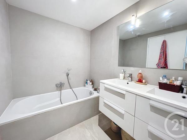 Maison à vendre  5 pièces - 101,40 m2 VILLENEUVE LOUBET - 06