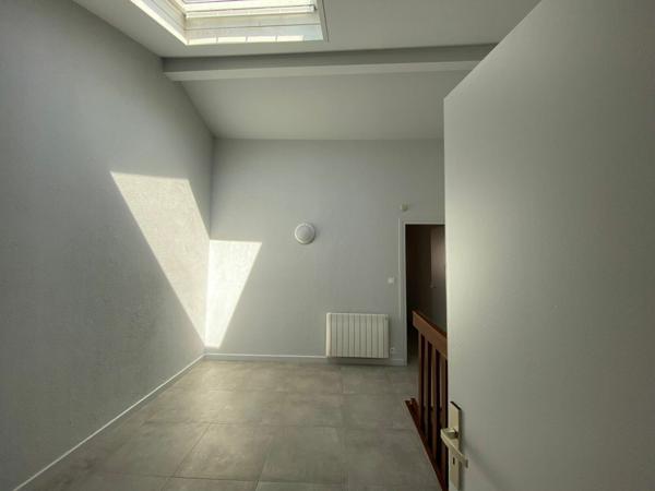 Appartement à louer    4 pièces •  Romans-sur-Isère