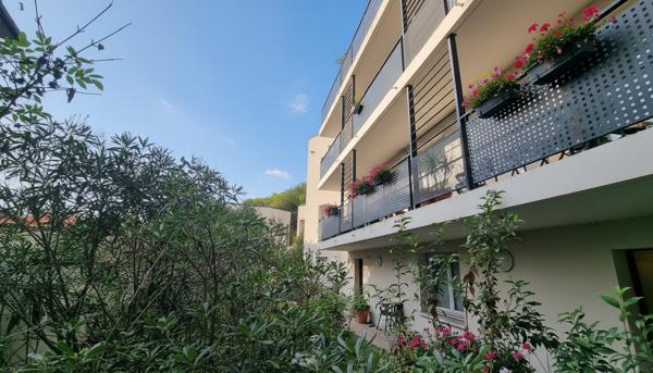 Appartement Toulouse 2 pièces avec balcon et parking