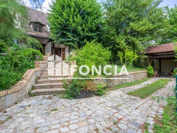 À vendre Maison 11 pièces 260 m² - Verrières-le-buisson 91370