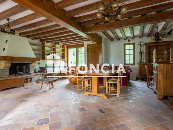 À vendre Maison 11 pièces 260 m² - Verrières-le-buisson 91370