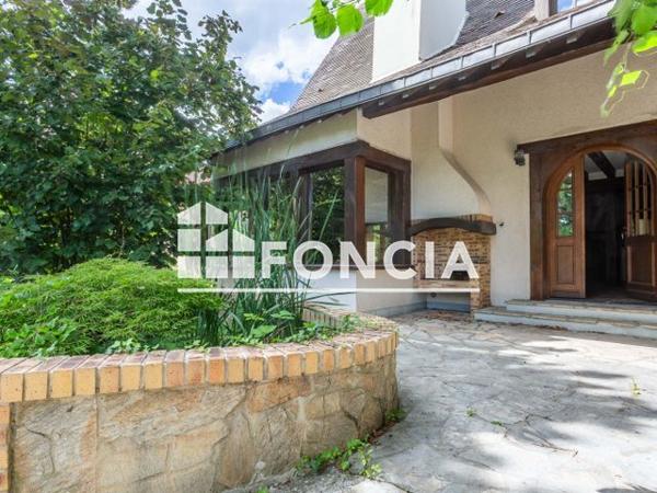 À vendre Maison 11 pièces 260 m² - Verrières-le-buisson 91370