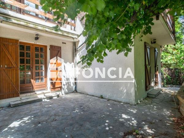 À vendre Maison 11 pièces 260 m² - Verrières-le-buisson 91370