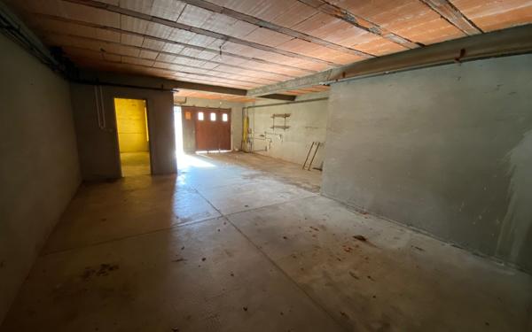 Maison à vendre    5 pièces • 228 m2 L'Isle-Jourdain