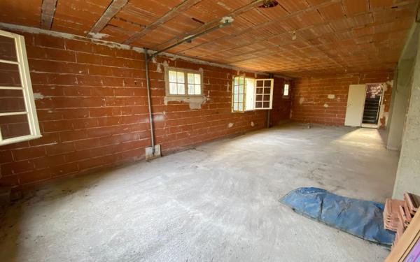 Maison à vendre    5 pièces • 228 m2 L'Isle-Jourdain