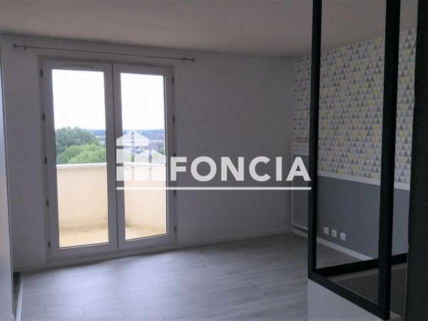 Location Studio 31.6 m² - RESIDENCE SAINTE ANNE Le Mans 72000