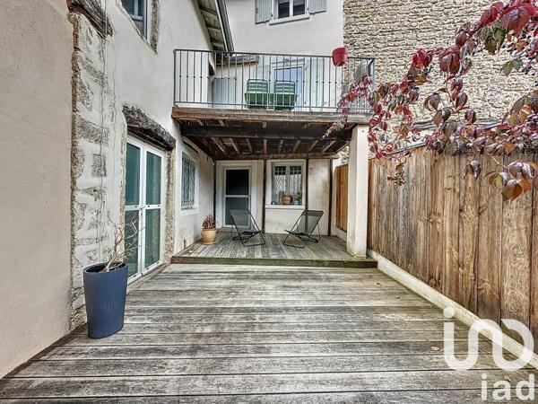 Appartement 6 pièces de 202 m² à Dardilly (69570)