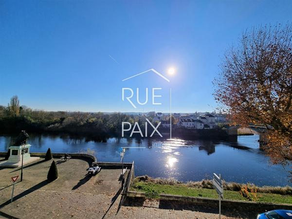 37500 CHINON Appartement Chinon 4 pièce(s) 104 m2 - Vue sur la Vienne