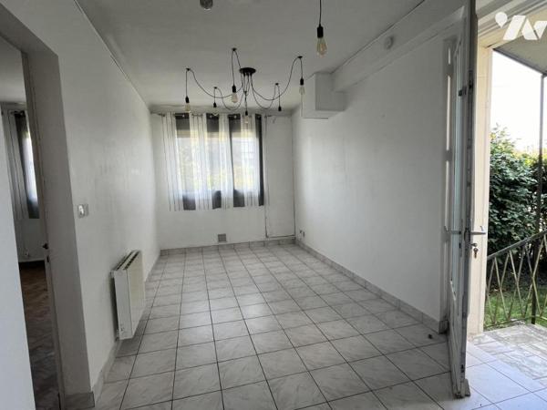 La Chapelle centre, maison non mitoyenne 10 pièces, 165 m² sur parcelle de 539 m²