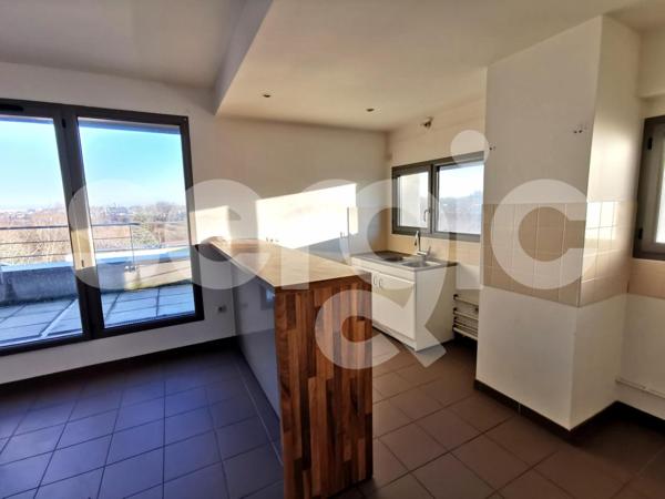 Location 3 Pieces 70 80090 Amiens 25 1274 01 0023