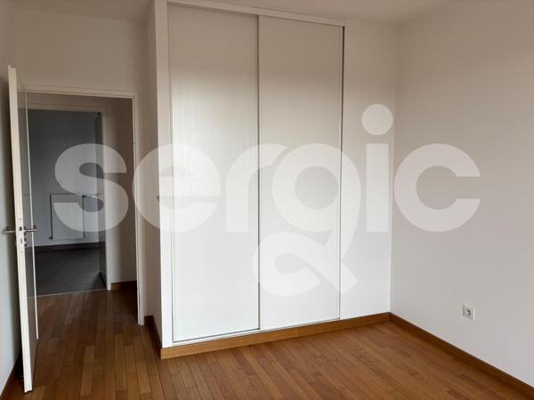 Location 3 Pieces 70 80090 Amiens 25 1274 01 0023