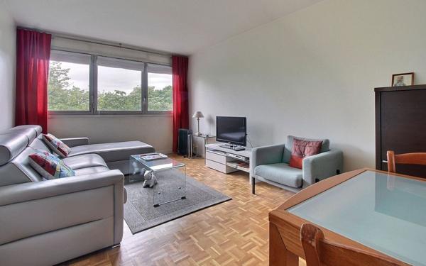 Appartement à vendre    2 pièces • 45,08 m2 Paris 14