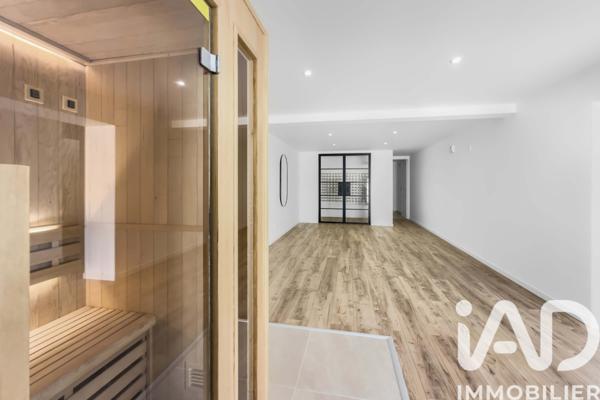Maison à vendre 7 pièces 220 m² Équemauville