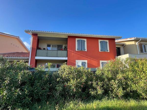 La Salvetat Saint Gilles Appartement T3 - 58 m2 + parking