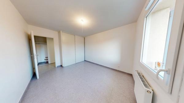 La Salvetat Saint Gilles Appartement T3 - 58 m2 + parking