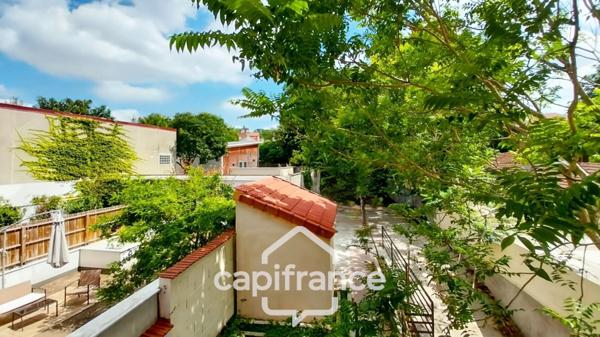 Bagnolet limite Montreuil-A vendre studio de 23m2-2ème étage avec ascenseur-Vue dégagée-calme-5 mn à pied métro L3