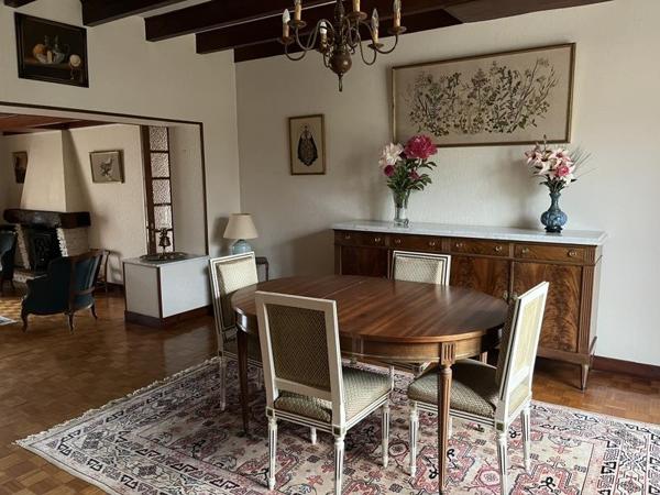 Maison à vendre |  Cognac |  6 pièces | 190 m²