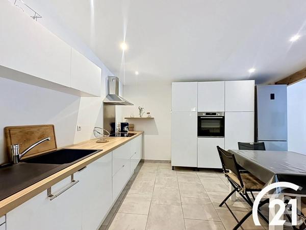 Maison à vendre  6 pièces - 250 m 2   CAVAILLON  - 84
