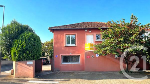 Maison à vendre  6 pièces - 250 m 2   CAVAILLON  - 84