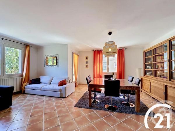 Maison à vendre  6 pièces - 250 m 2   CAVAILLON  - 84