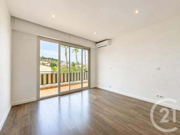 Appartement F3 à vendre  3 pièces - 62,13 m 2   ANTIBES  - 06