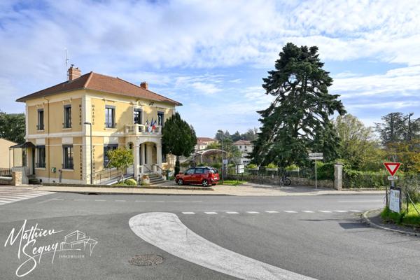 Un joli terrain recherche ses futurs propriétaires pour implanter un nouveau projet de vie!