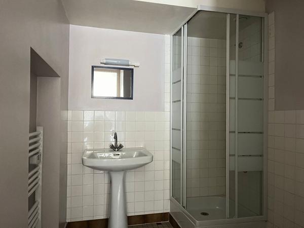 STUDIO CENTRE VILLE AVAILLES