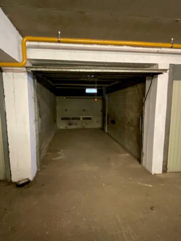 Parking / box Fresnes 12.50 m2