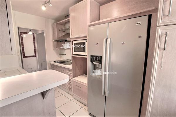 Appartement sur les toits + terrasse + parking+ garage