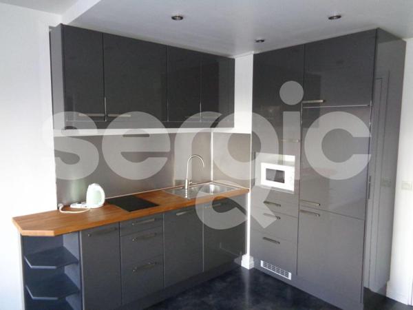 Location 1 Pieces 31 59800 Lille 15 0600 01 0033