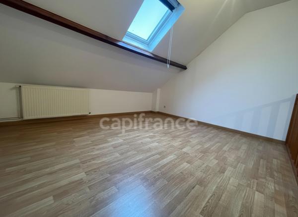 Maison à vendre 3 chambres et jardin.